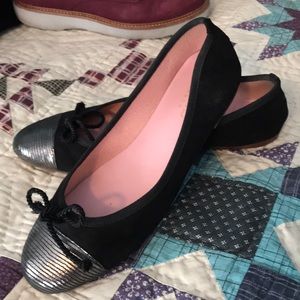 Elia. B Ballet Flats